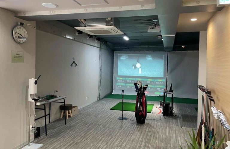 好きな時間にゴルフを満喫！24h営業スタジオ | 横浜南インドアゴルフスタジオ